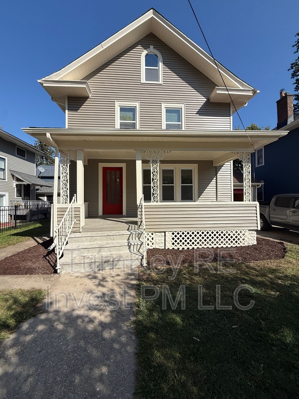 Aurora House: 19 North May Street