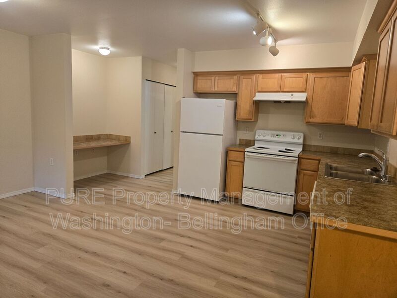 Bellingham Condo: 508 Tremont Ave