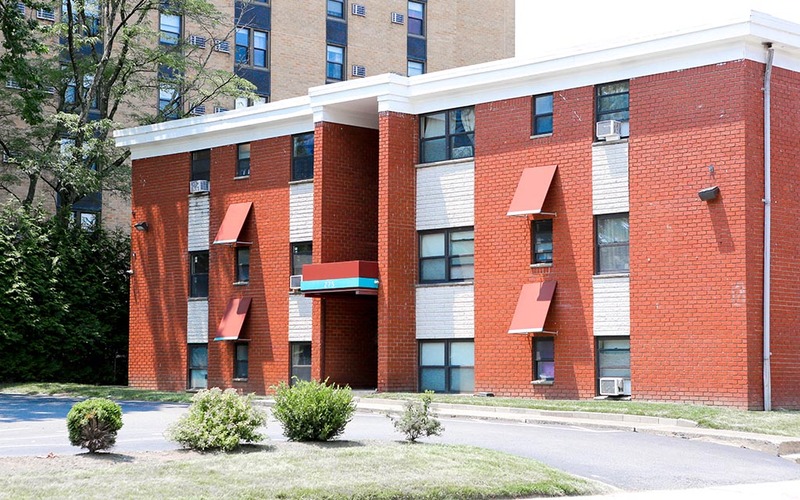 East Orange Condo: 275 S Harrison St - 3I