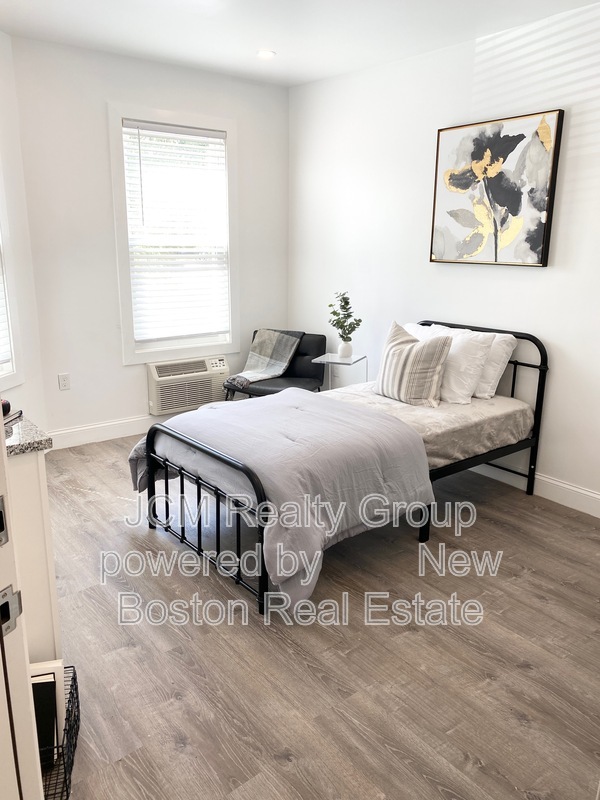 Lynn Condo: 69 North Common Street