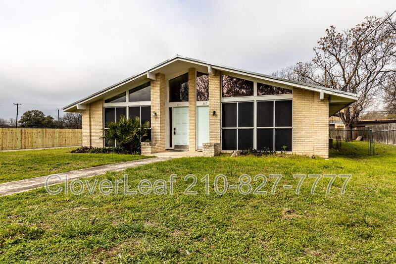 Kirby Condo: 317 Gaiety Ln