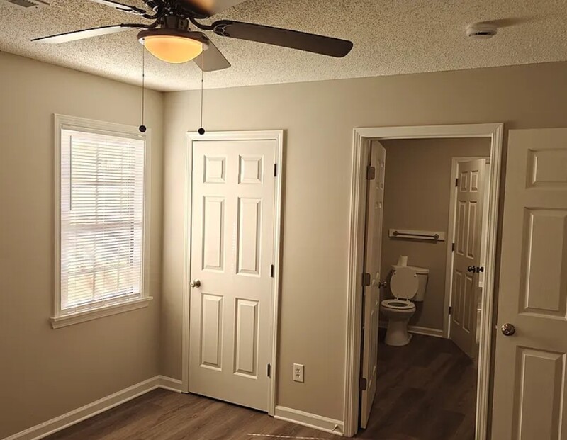 Covington Condo: 329 North Tipton Street - 1