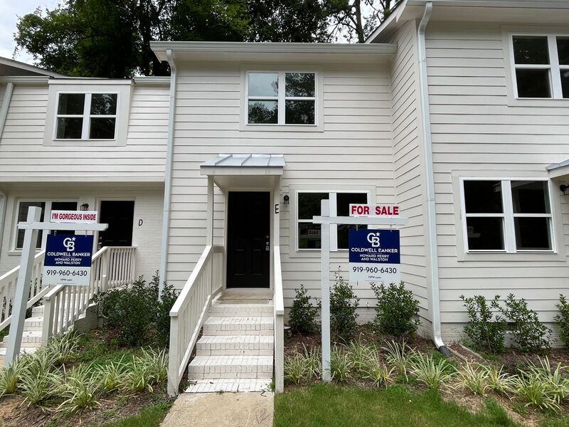 Raleigh Townhome: 212 N Peartree Ln