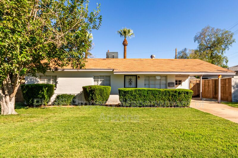 Phoenix House: 2538 E Coolidge St