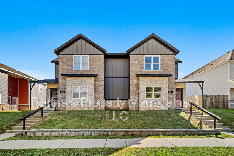 Fayetteville Condo: 1258 North Sicily Lane