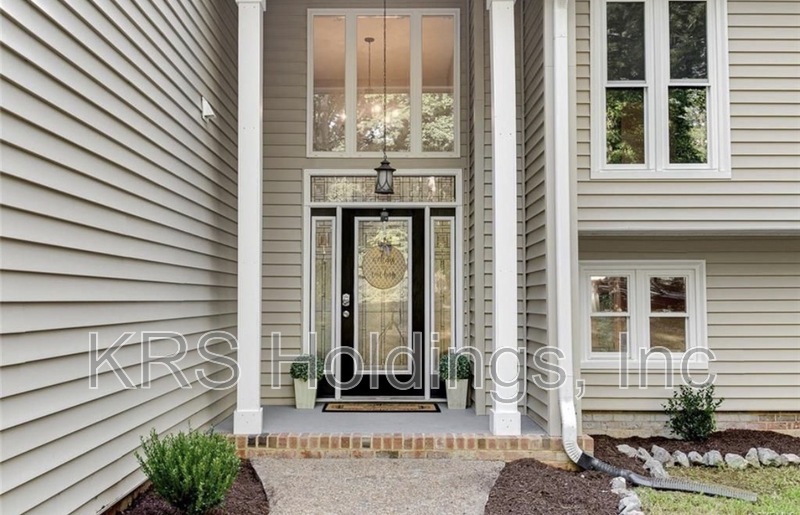 Midlothian House: 4113 Poplar Grove Rd