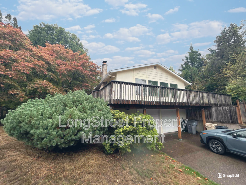 Corvallis House: 3572 NW Satinwood St