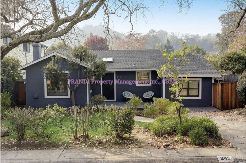 San Rafael House: 245 Solano St