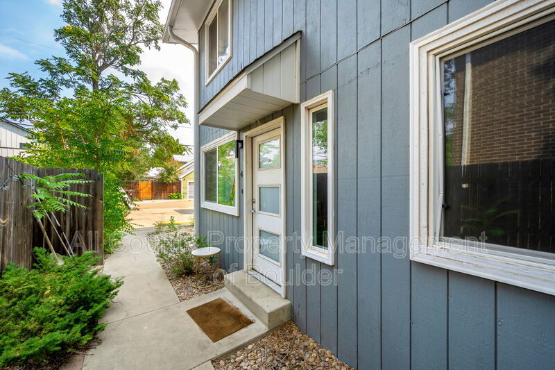 Main Rental Photo 2