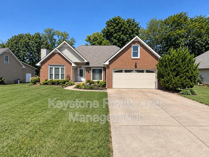Clarksville House: 807 Isaac Drive