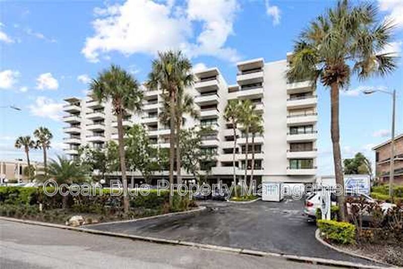 Tampa Condo: 5700 Mariner Street