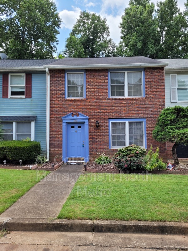 Peachtree Corners Townhome: 3732 Meadow Rue Lane
