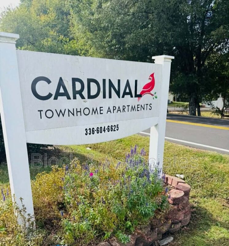 Kernersville Condo: 1031 Salisbury St