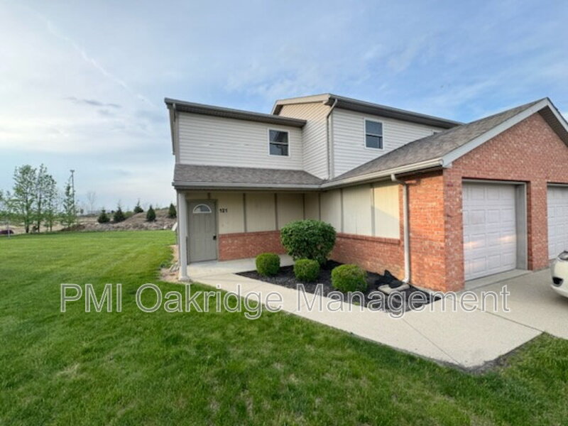 Brookville Condo: 121 Bruns Dr