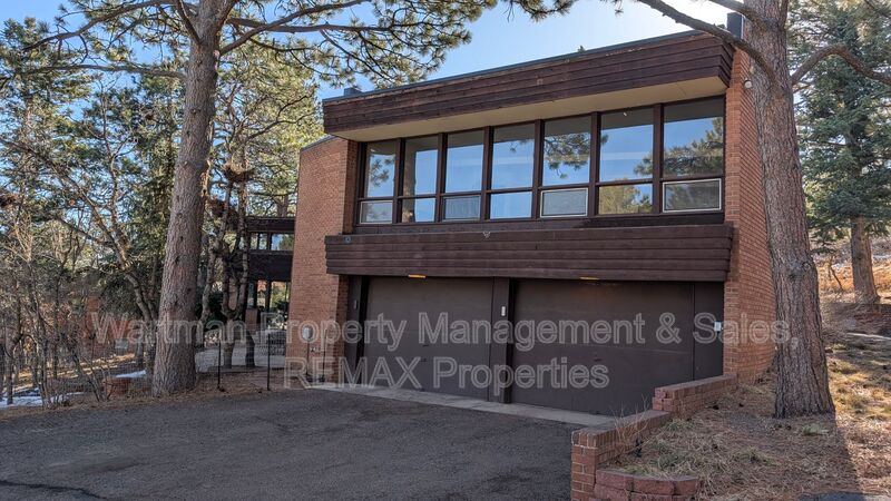 Colorado Springs House: 15 Upland Rd