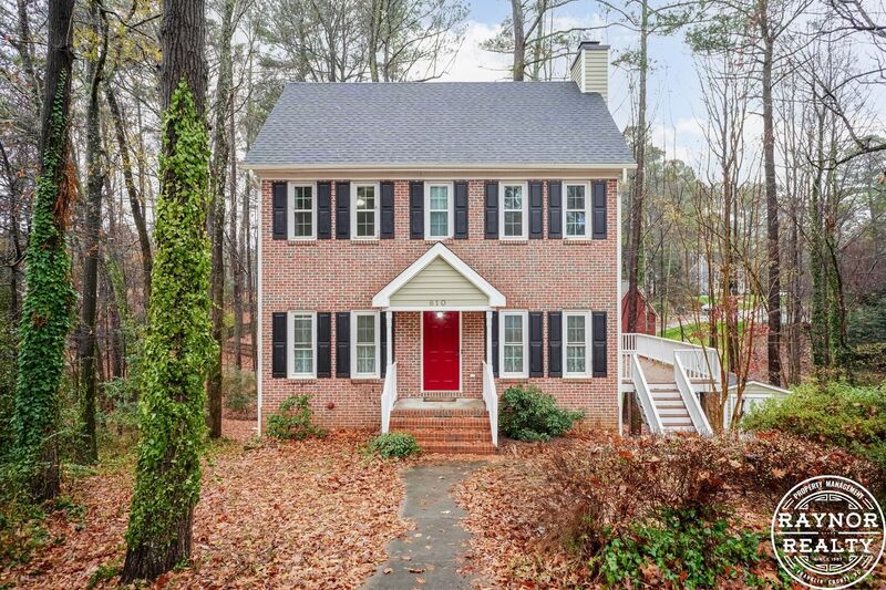 Wake Forest House: 810 Tacy Pl