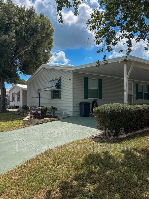 Valrico House: 3515 Zephyr Ln