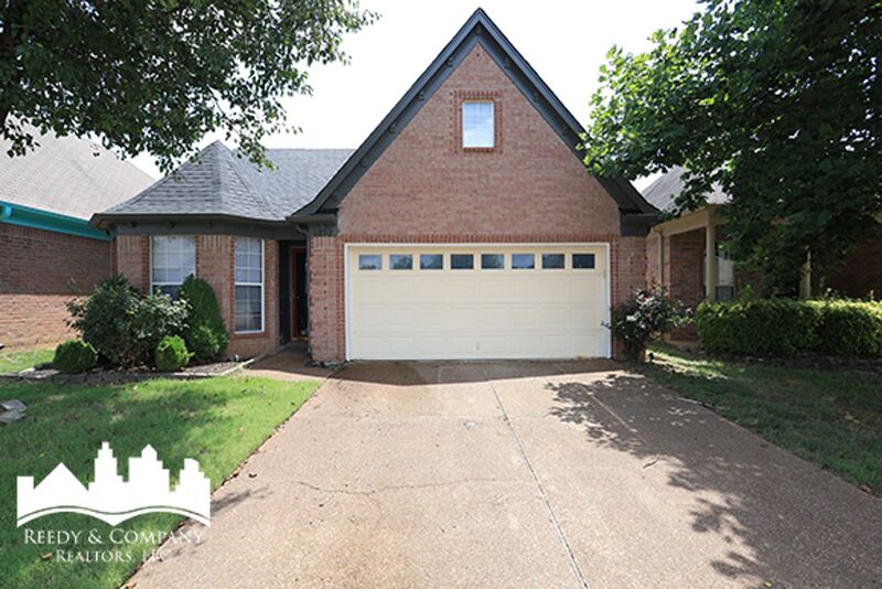 Cordova House: 1092 Cross Wood Ln