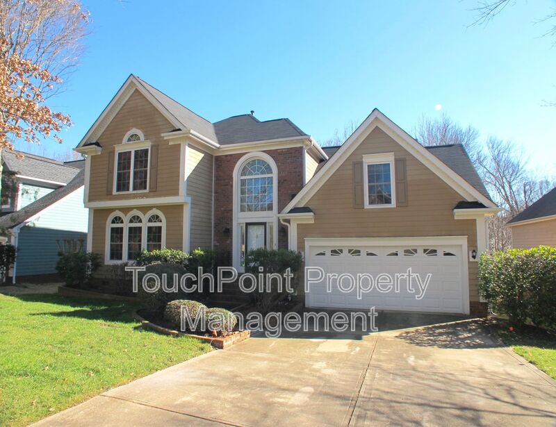 Charlotte House: 6532 Outerbridge Lane