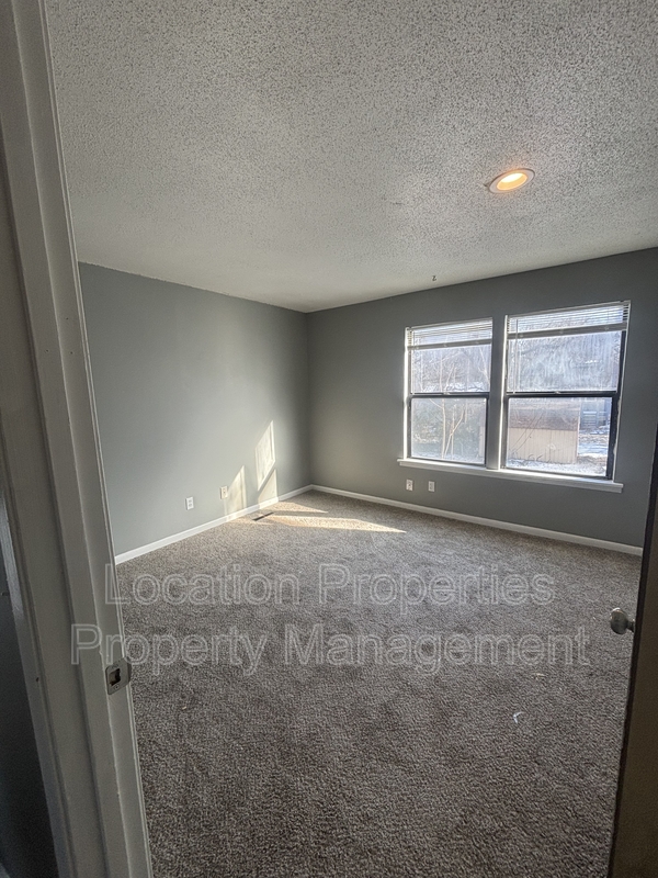 634 Arkansas Street - 1, Lawrence, Kansas rental photo 8 of 8
