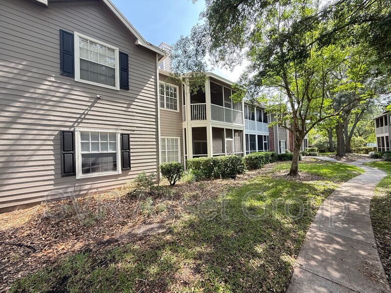 Jacksonville Condo: 10000 Gate Pkwy N