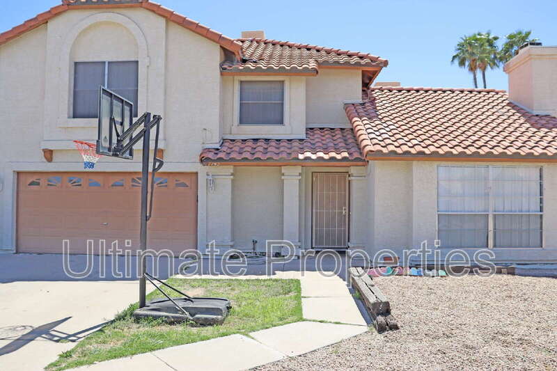 Peoria House: 7745 W Willow Ave