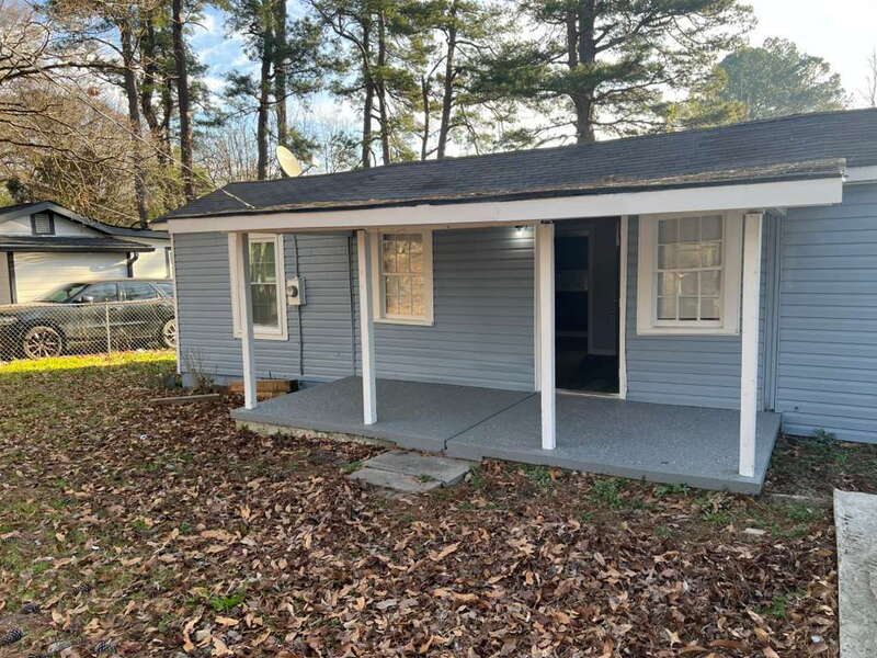 Union City House: 5038 Westbrook Road