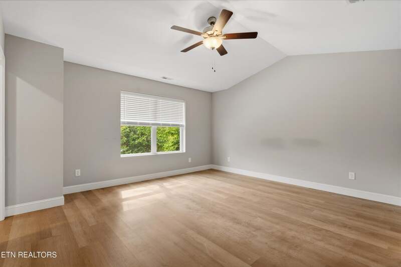 Photograph 6 of 7106 Dulaney Way