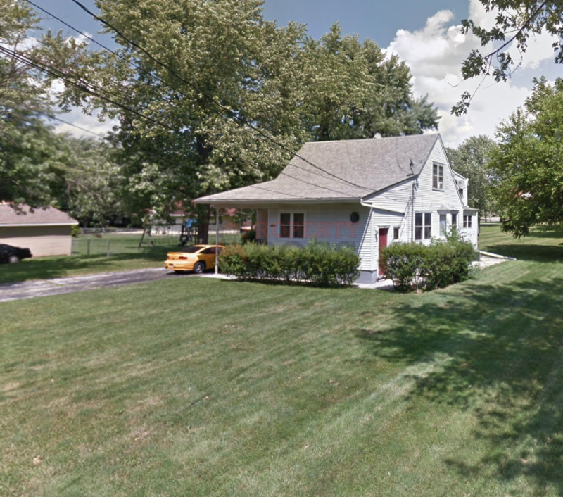 Merrillville House: 6901 Connecticut Street 2nd Flr - 22