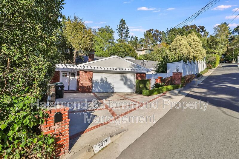 Sherman Oaks House: 3373 Coy Dr.