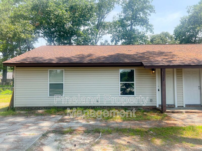 Fayetteville House: 6412 Rockford Drive