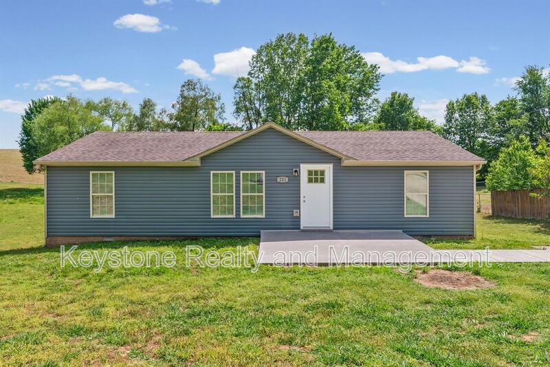 Oak Grove House: 221 Bumpus Mills Road