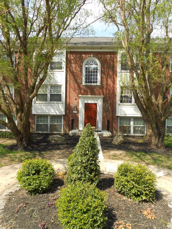 Baltimore Condo: 349 Homeland Southway