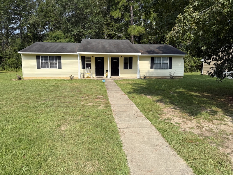Moultrie Condo: 2632A 7th St., S. E.