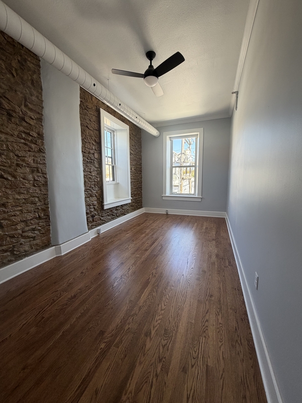 Lawrence Condo: 816 Massachusetts Street - B
