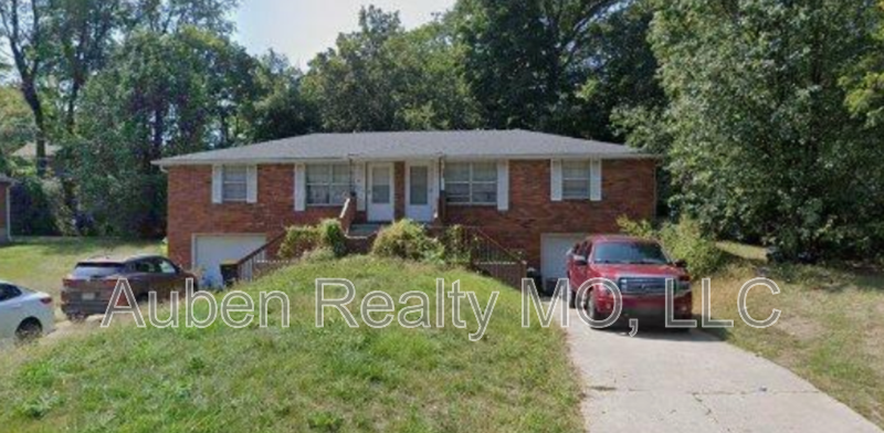 Kansas City House: 5136 N. Oakley Ave.