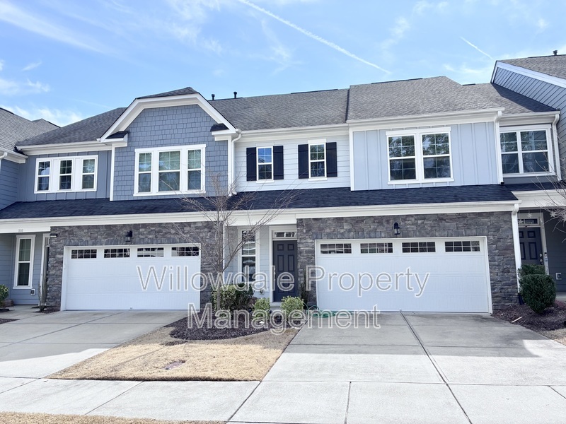 Morrisville Townhome: 1112 Lakebrink Dr