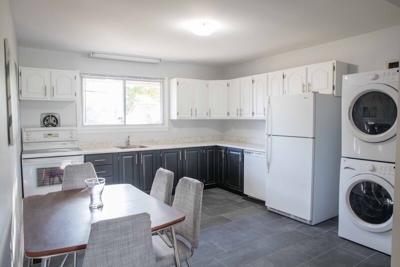 Ottawa House: 2173 Navaho Drive-