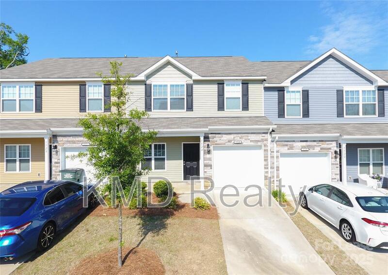 Charlotte Townhome: 5524 John Mcdowell Place