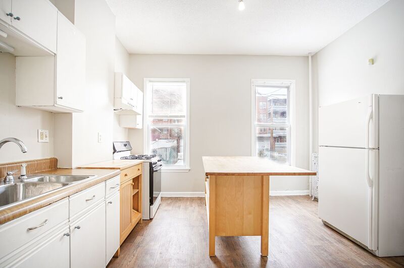 Holyoke House: 193 Beech Street