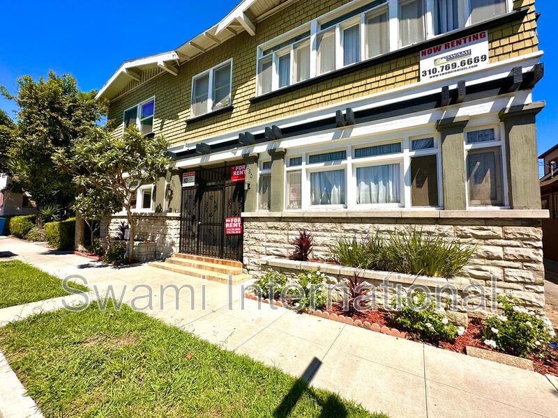 Long Beach Condo: 530 Chestnut Avenue