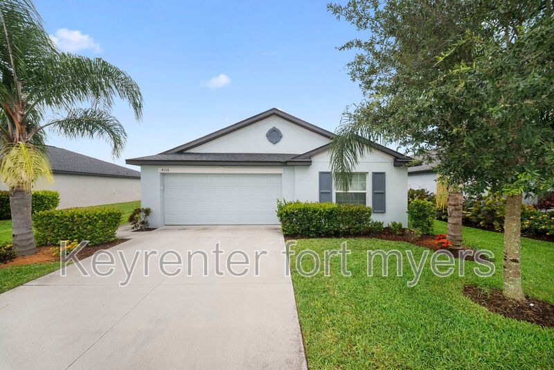 NORTH FORT MYERS House: 4216 VILLA RAPALLO WAY