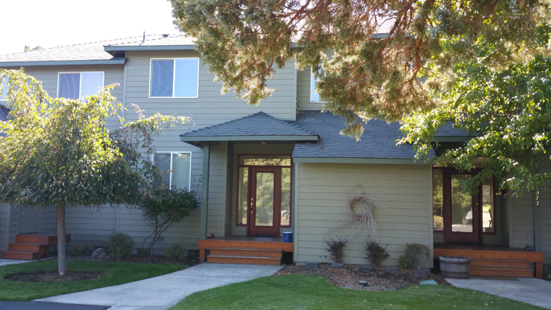 Redmond House: 1085 Golden Pheasant Dr