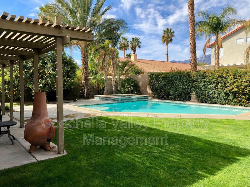 Cathedral City House: 28431 Avenida Duquesa