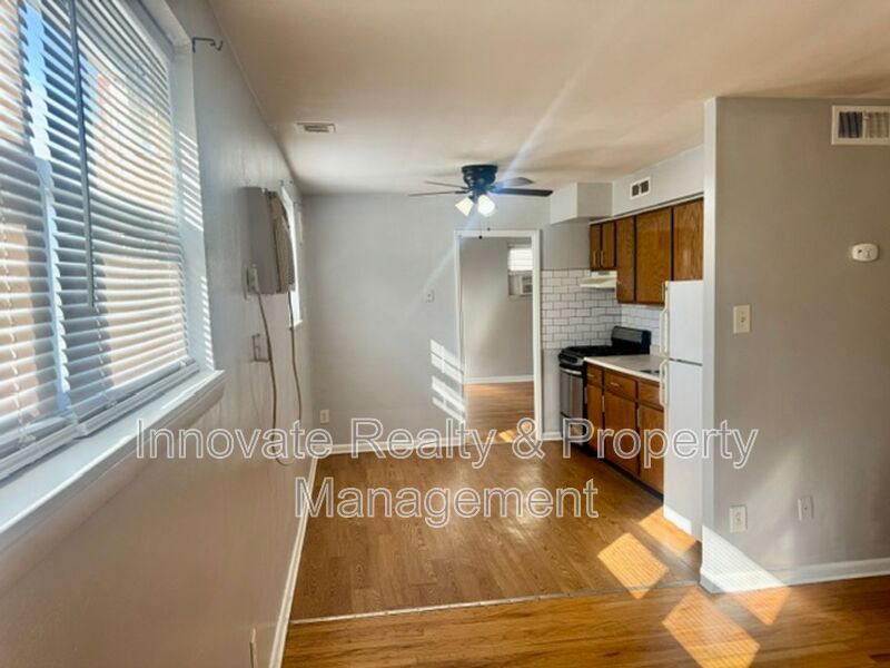 Philadelphia House: 9513 Hoff St