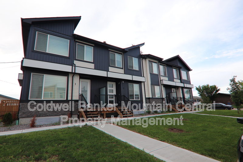 Edmonton Condo: 10008 162 Street