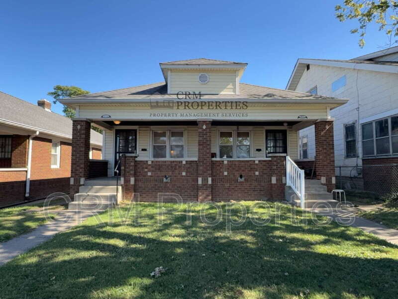 Indianapolis Condo: 933 N Linwood Ave