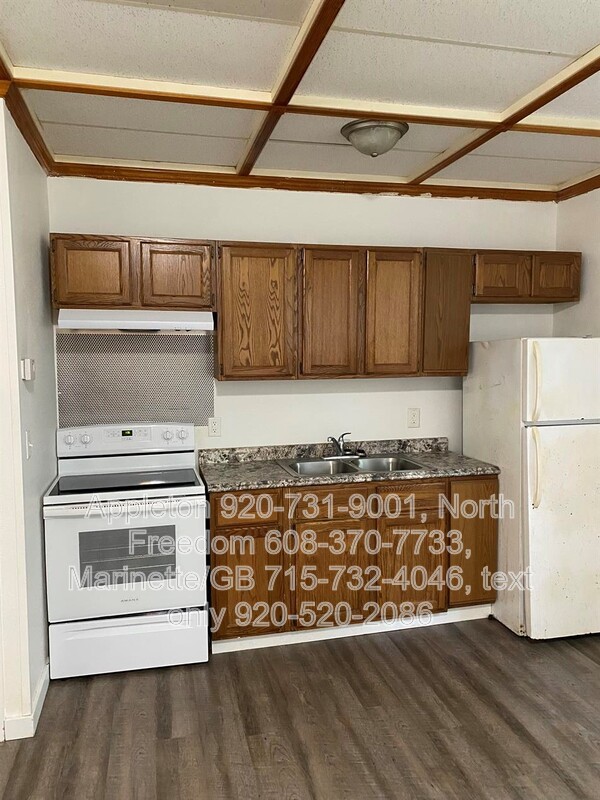 North Freedom Condo: S7559 US 12 B1