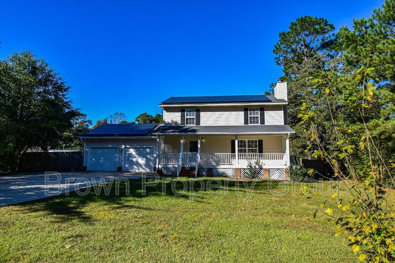 Hope Mills House: 624 Porter Rd