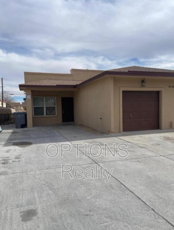 El Paso House: 8940 Herbert Street